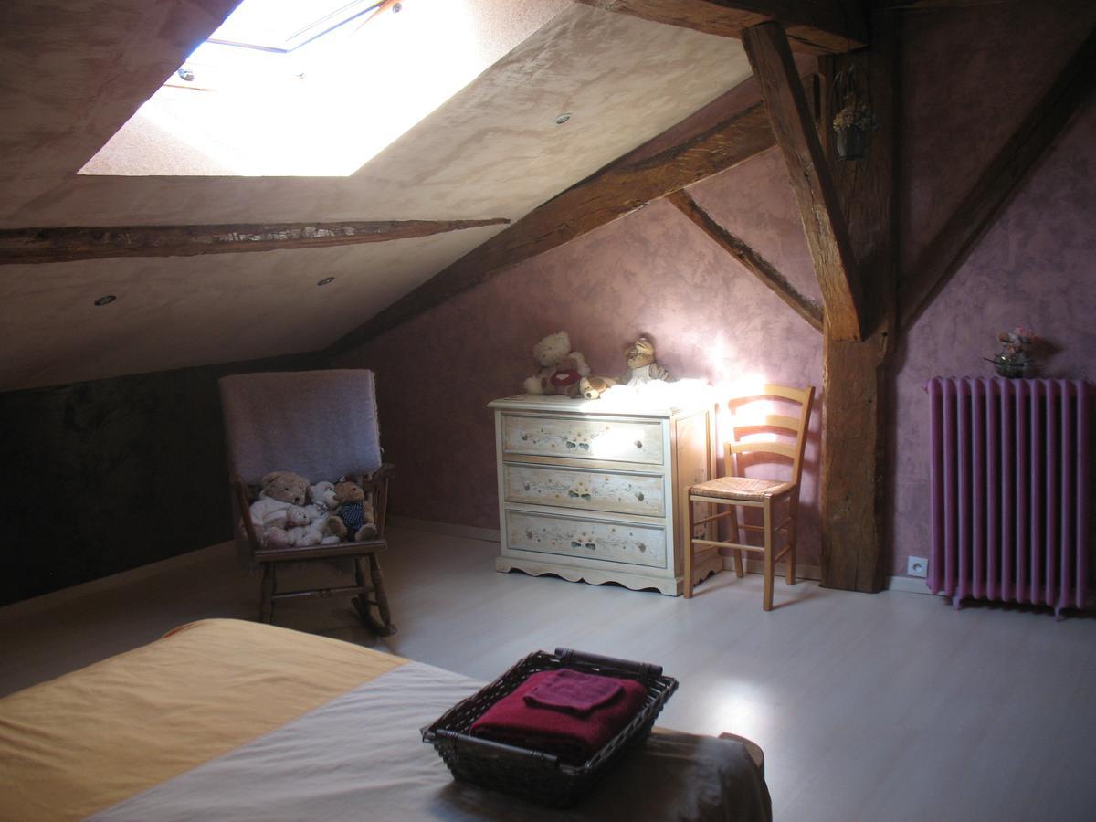 La Croix De Camargue Bed and Breakfast Oradour-sur-Glane Exteriör bild