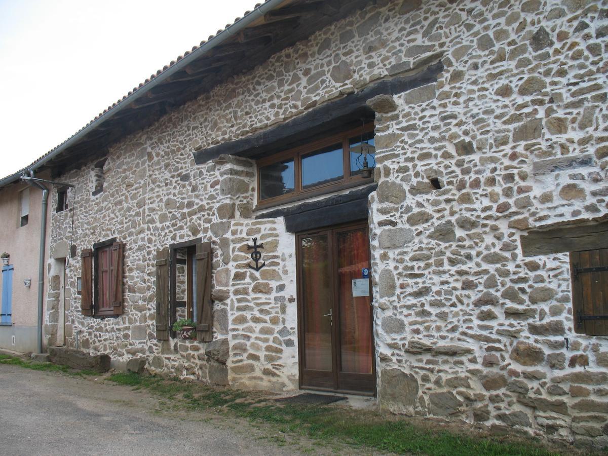 La Croix De Camargue Bed and Breakfast Oradour-sur-Glane Exteriör bild